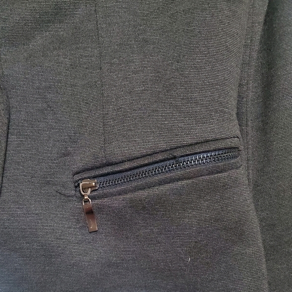 Gibson Dark Grey Blazer, Single Button, Zippered pockets, Size Medium - Picture 4 of 5